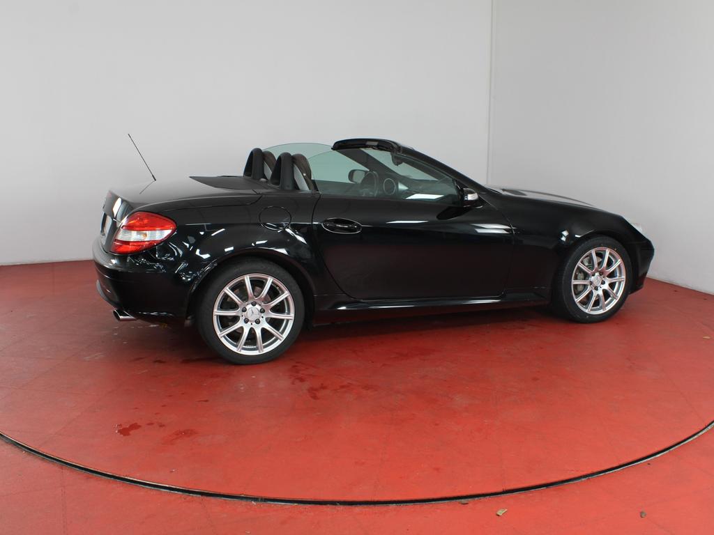 Mercedes-Benz SLK 350