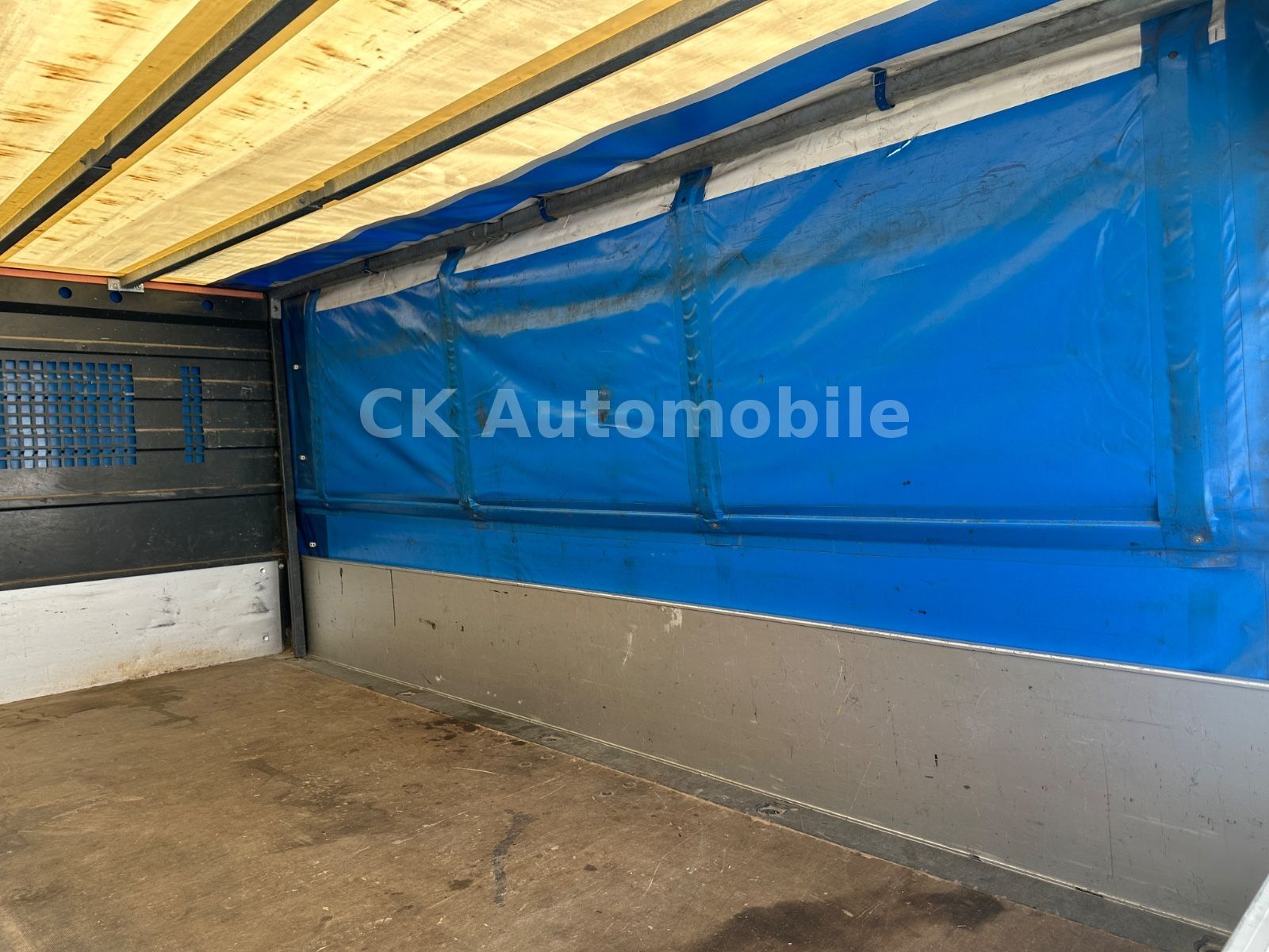 Fahrzeugabbildung MAN TGE 3.180 DoKa Pritsche/Plane 4X4/6 Sitze/AHK