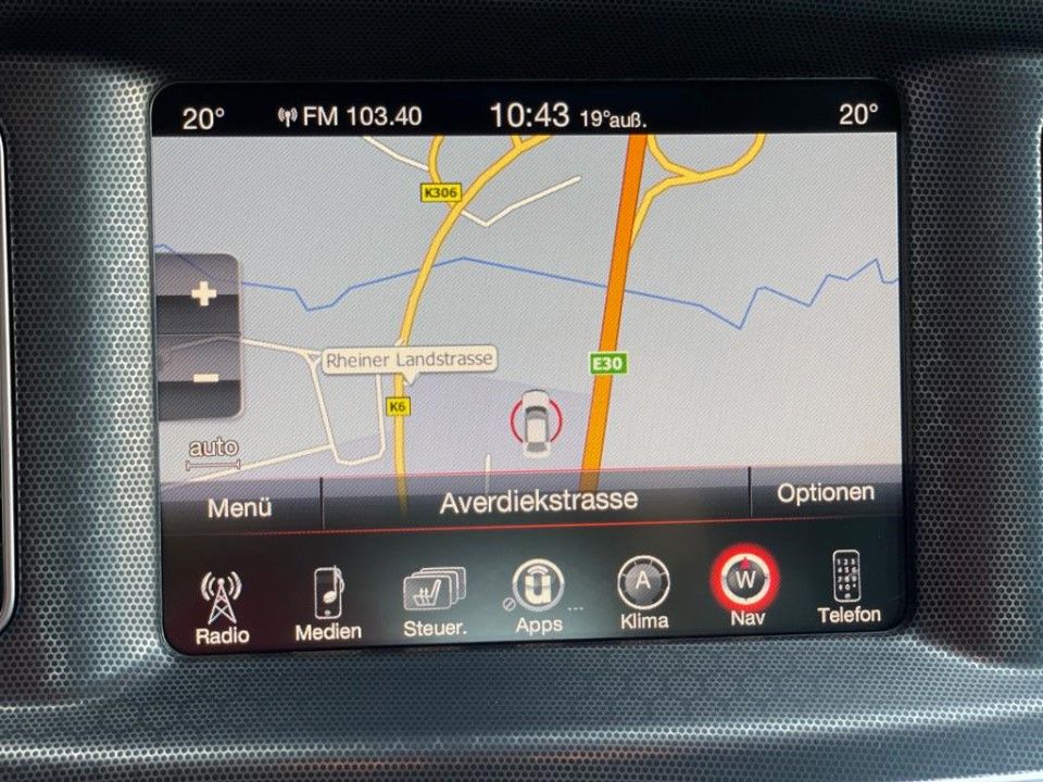 Fahrzeugabbildung Dodge Charger 3.6 SXT Rallye Navi 20" Kamera BEATS