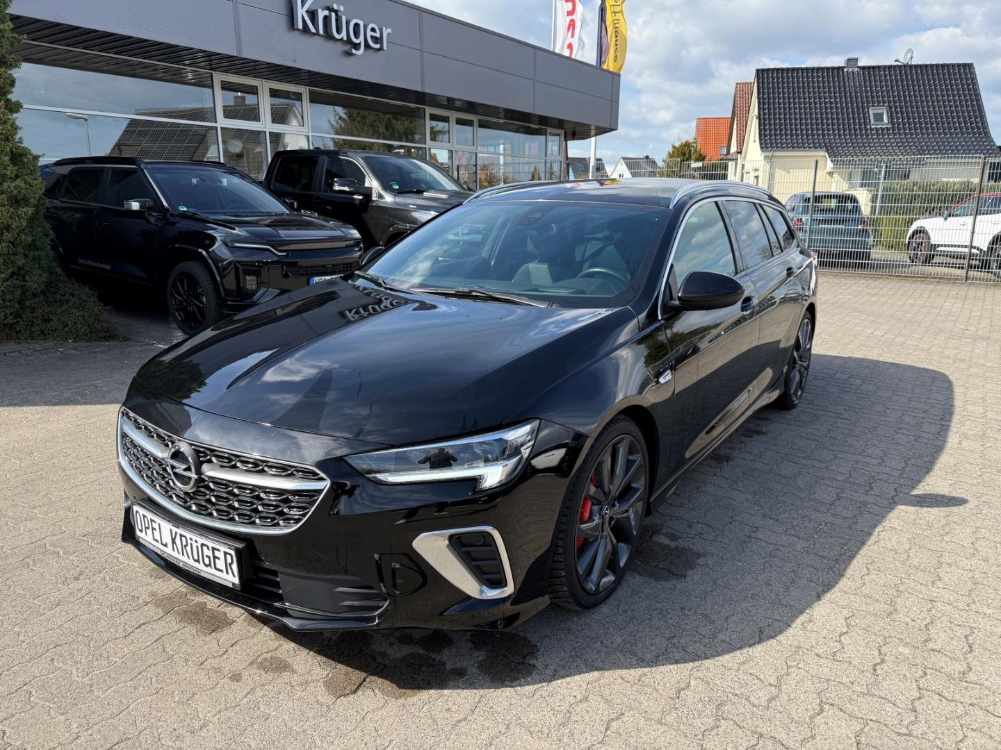 Opel Insignia B Sports Tourer GSi 4x4 Alcantara