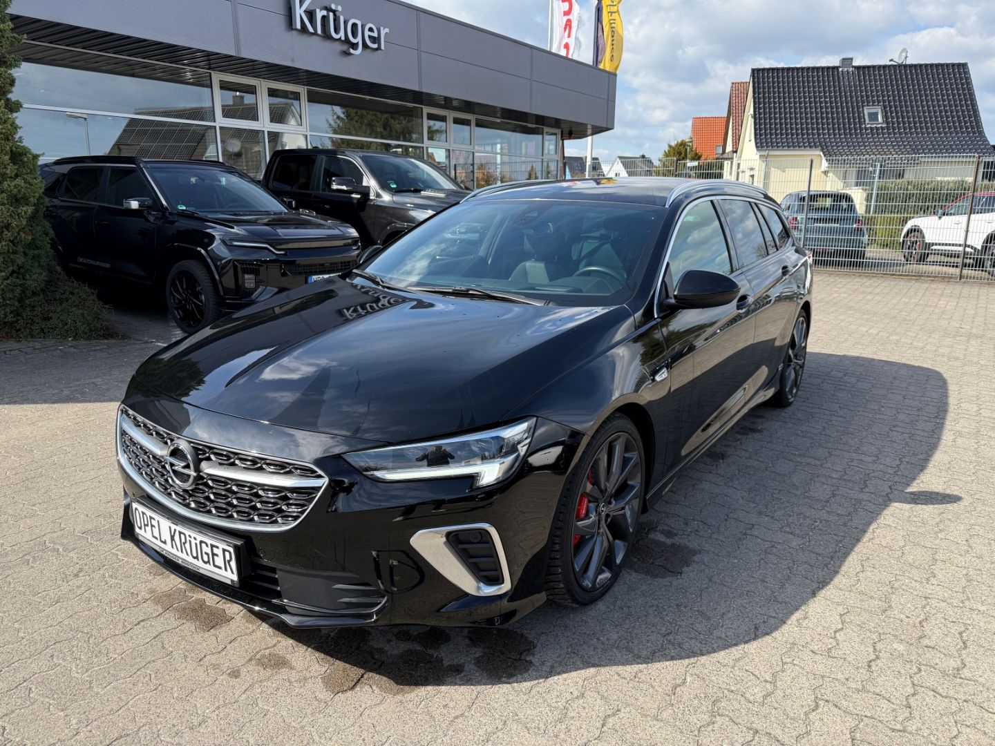 Fahrzeugabbildung Opel Insignia B Sports Tourer GSi 4x4 Alcantara