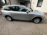 Volvo XC90 D5 AWD Geartronic Momentum Scheckheft - Volvo XC90 Gebrauchtwagen