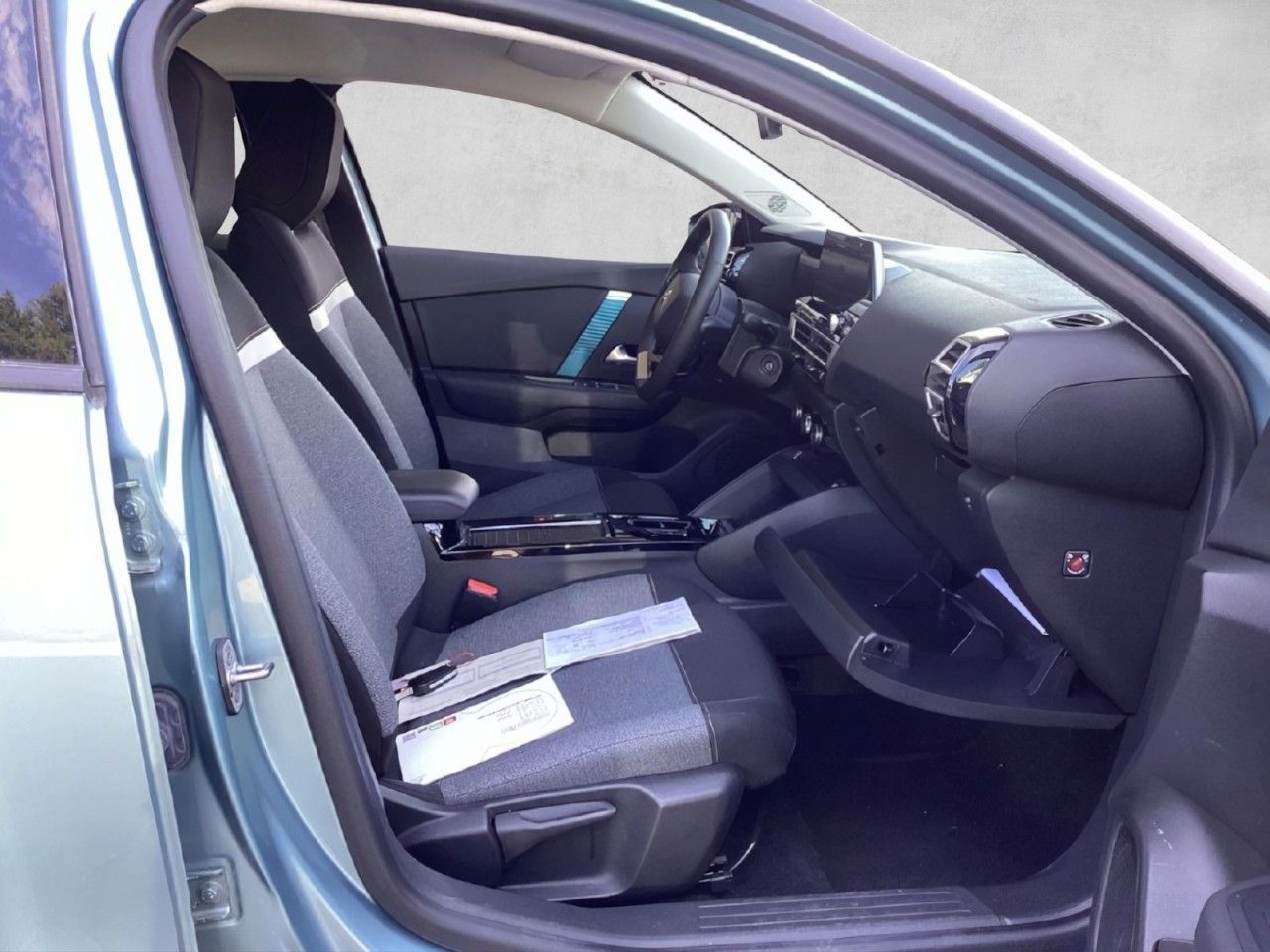 CITROEN C4 Lim. ë-Feel - Bild 6