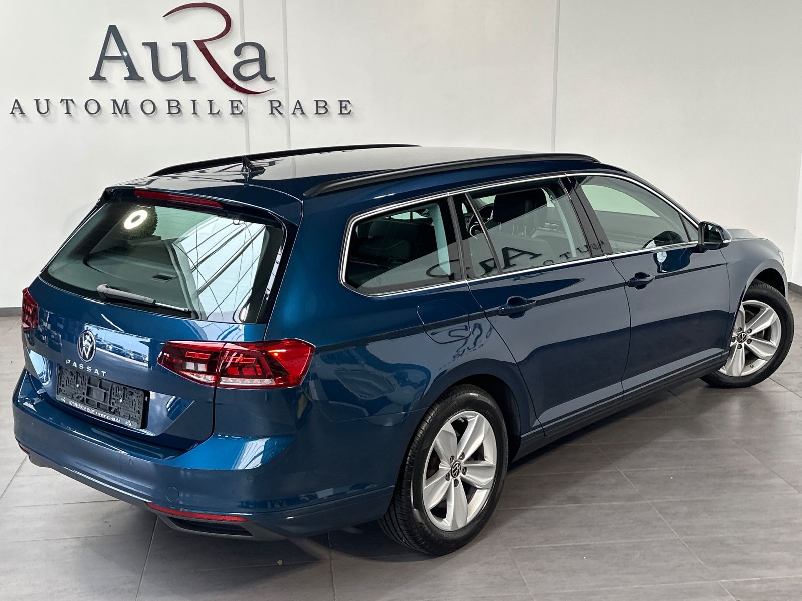 Fahrzeugabbildung Volkswagen Passat Variant 2.0 TDI DSG Business NAV+LED+ACC