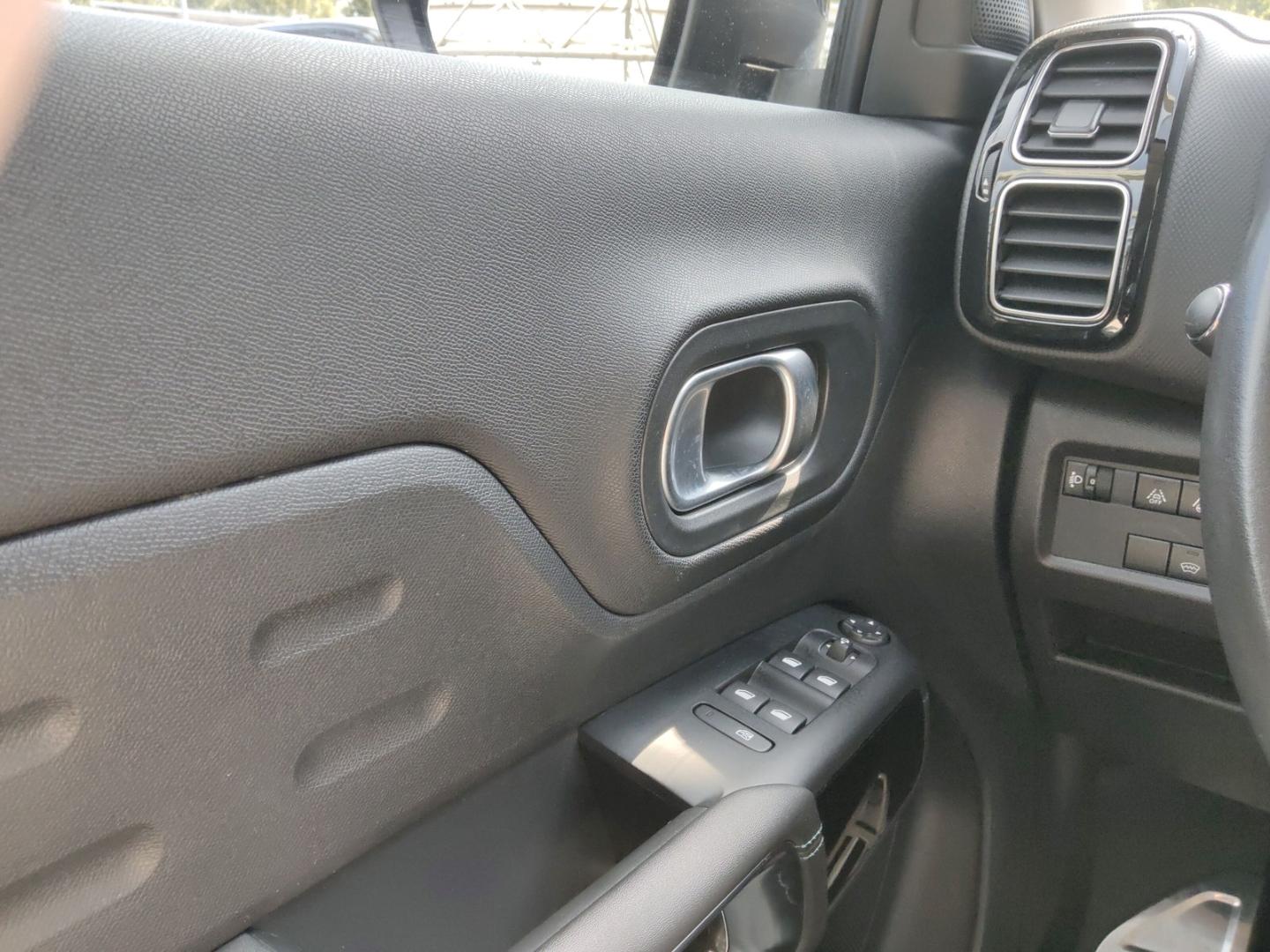 Citroën C5 Aircross LED Mehrzonenklima Keyless Start Rüc