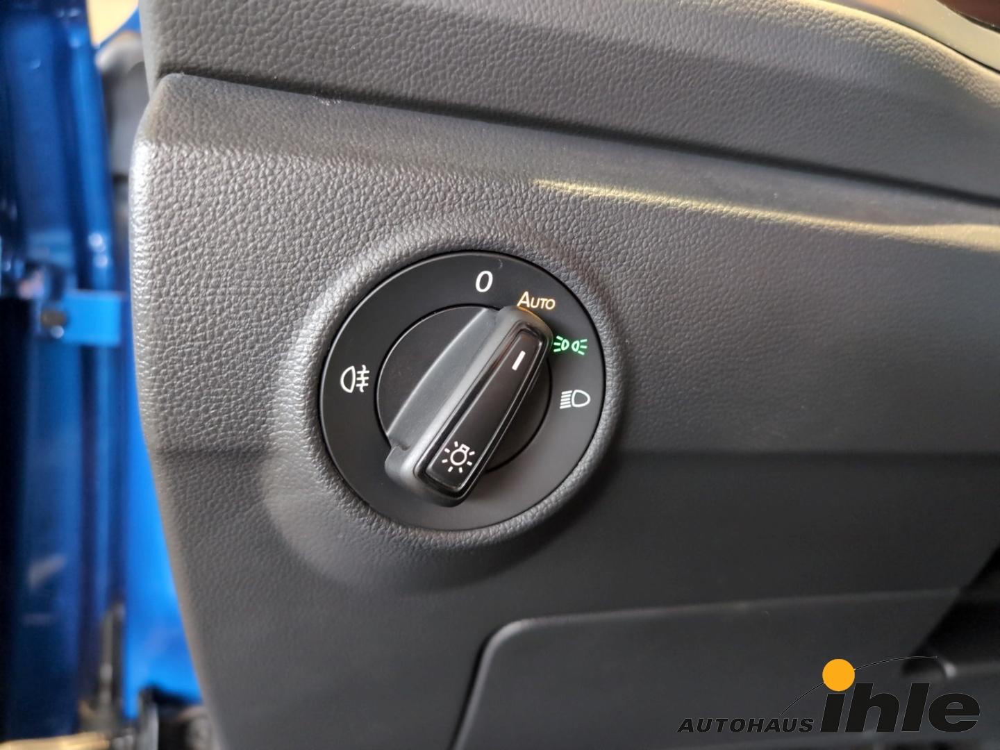 Volkswagen T-Roc Life 1,5 TSI R-FAHRKAMERA+ACC+LANEASSIS., миниатюра 21