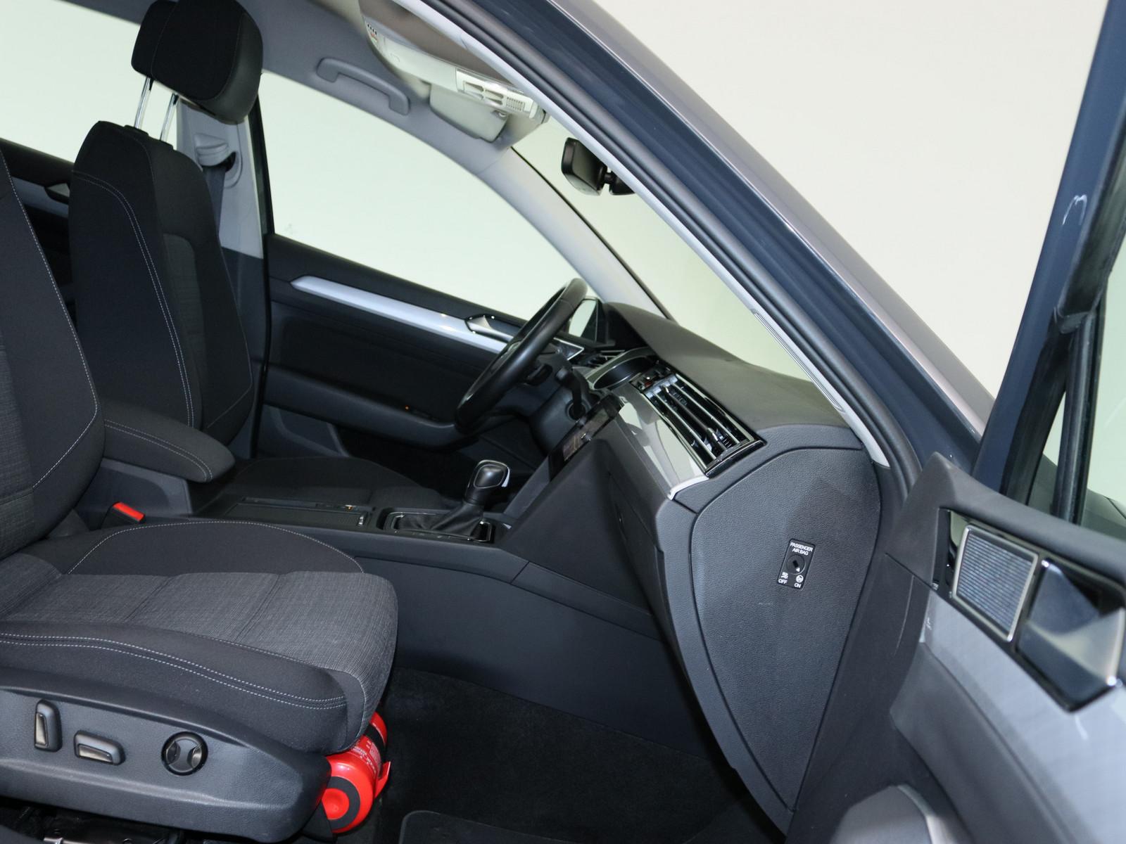Volkswagen Passat 2.0 TDI Business 360° MATRIX-LED, миниатюра 7