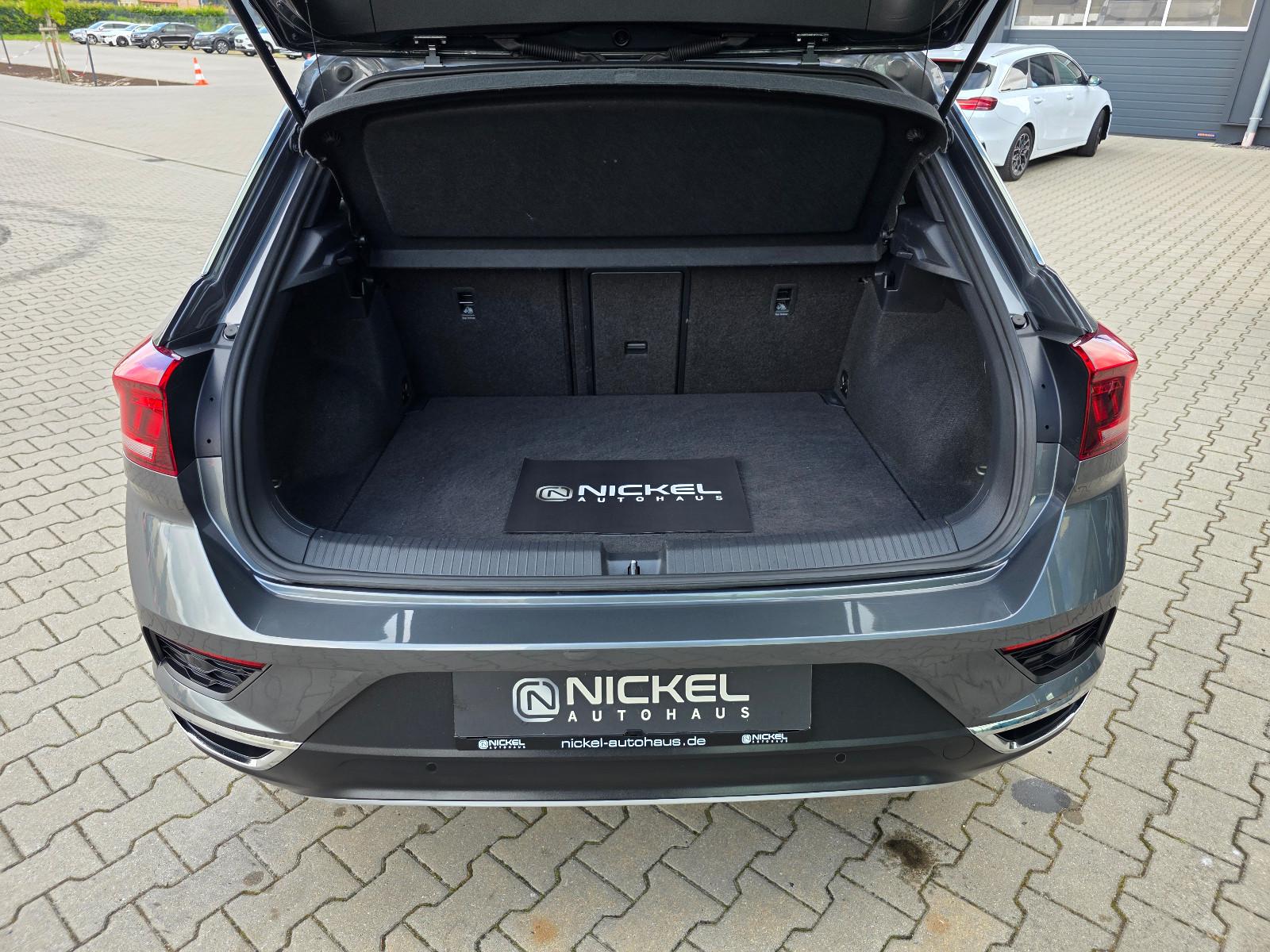 Volkswagen T-Roc Sport 4Motion*Kamera*LED*AHK*Navi*ACC*2.Hd