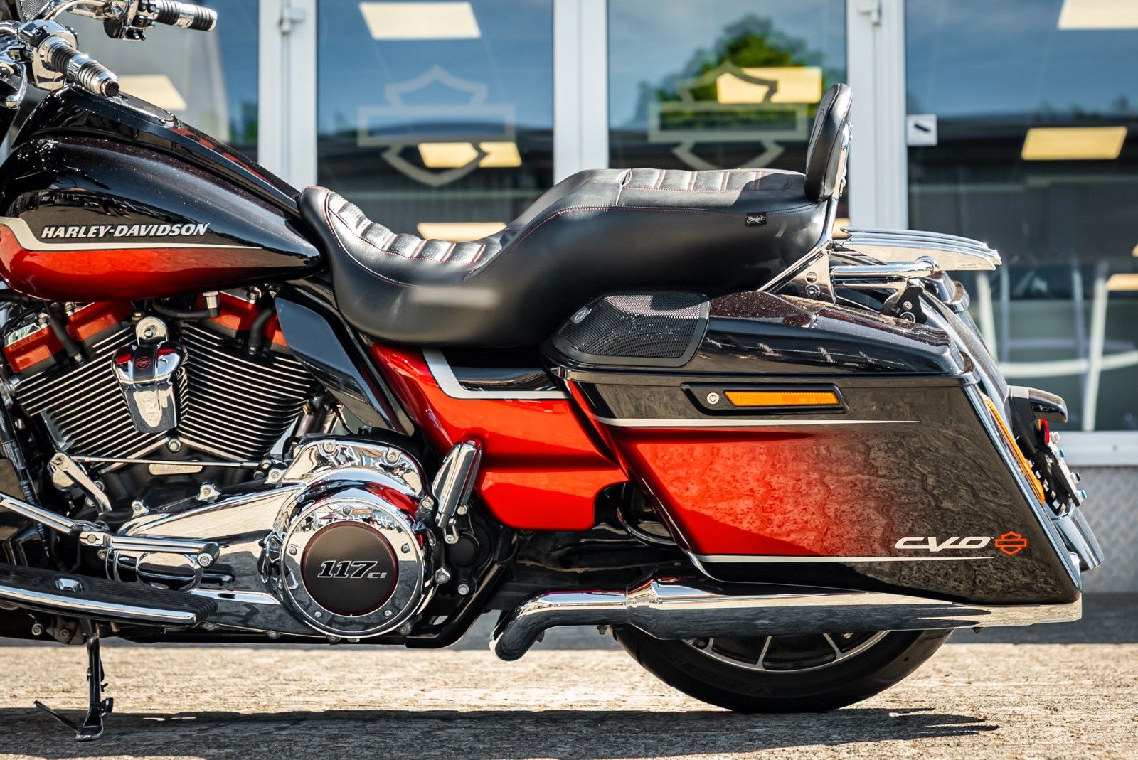 Fahrzeugabbildung Harley-Davidson FLHXSE CVO Street Glide 117 cui - ROCKFORD II