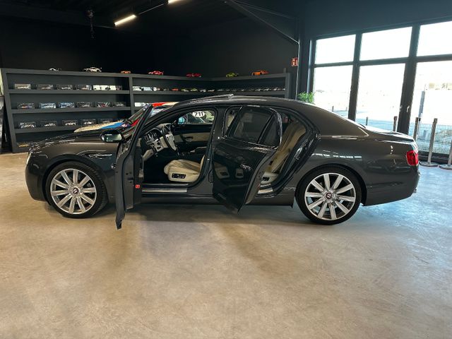 Fahrzeugabbildung Bentley Flying Spur 4.0 V8 Autom-dt.Auto.sehr gepflegt