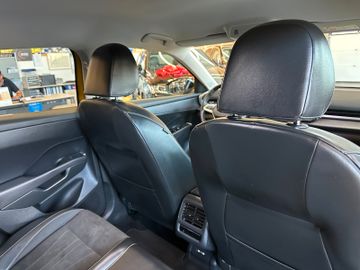 Volkswagen T-Roc *1.HAND*19%*LKHZ*ACC*CARPLAY*MASSAGE*CAM