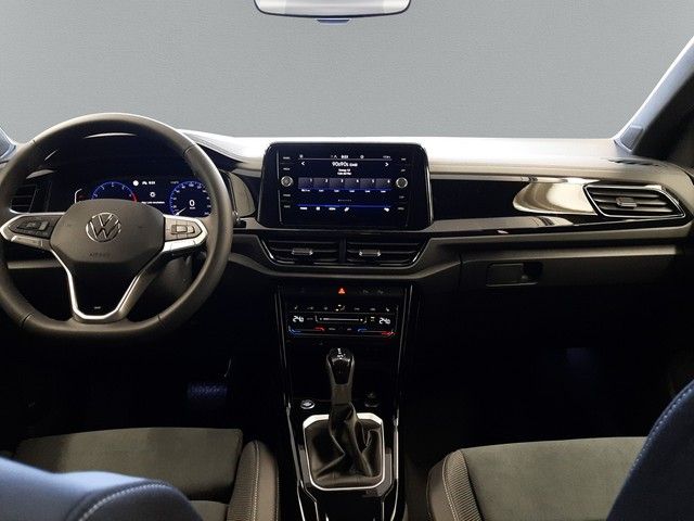 Fahrzeugabbildung Volkswagen T-Roc Black Style 1.5TSI DSG AHK Matrix Massage