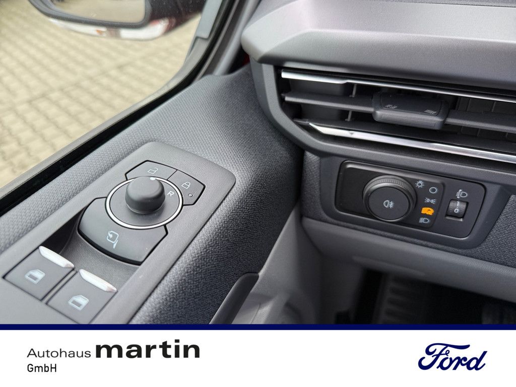 Fahrzeugabbildung Ford Tourneo Custom 2.0 320 L1 Titanium SHZ NAVI LED