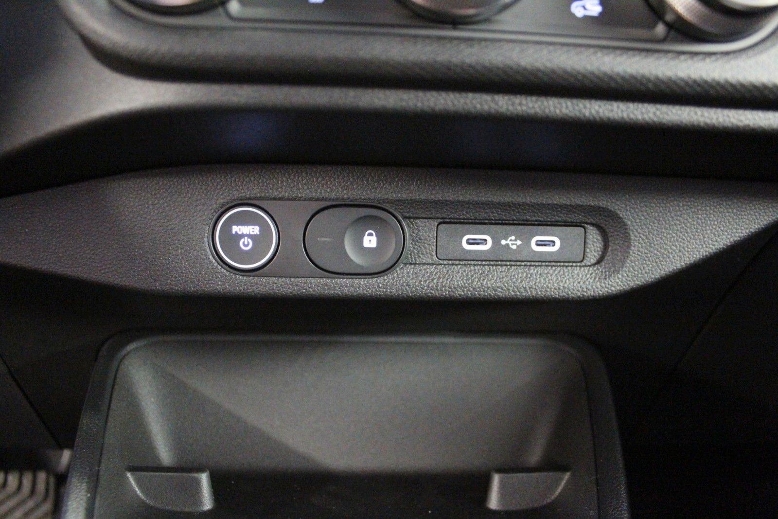 Fahrzeugabbildung Renault Twingo E-Tech 80 Urban Range *Techno*Sitzheizung