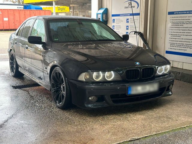 BMW Bmw e39 530d individual Carbon schwarz