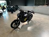 Can-Am Pulse STD 11KW Carbon Black 2025 FSK16 A1 B196 - ELEKTRO NAKED BIKE