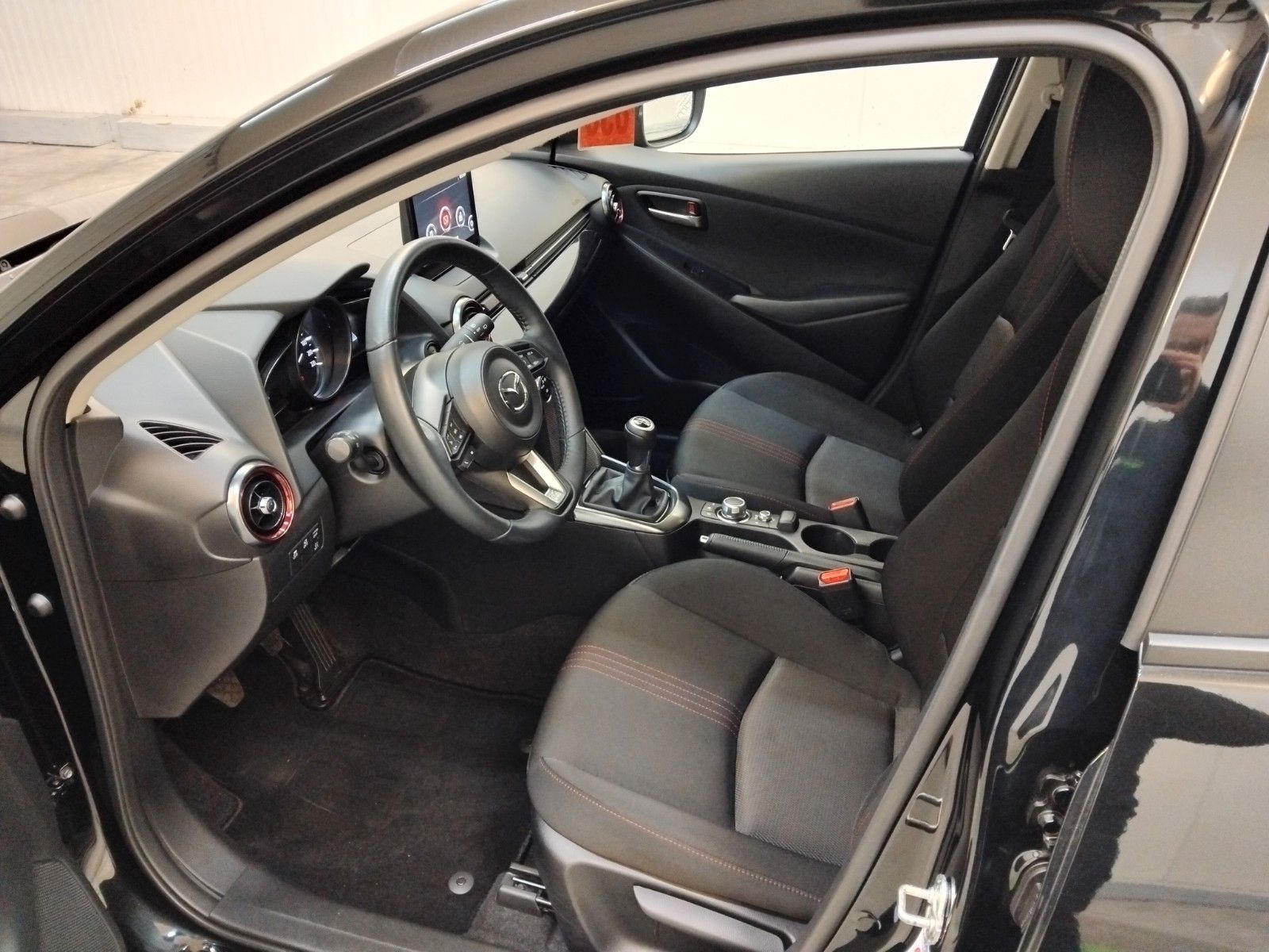 Mazda 2 (06/2026, Benzin)