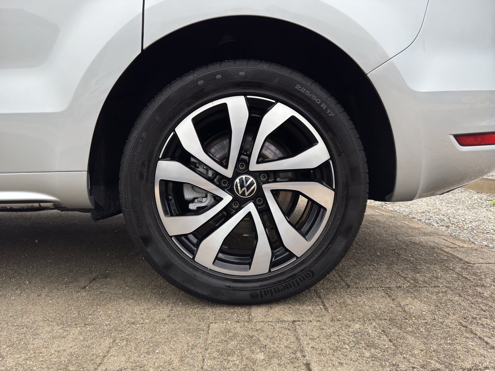 VW Sharan 1.4 TSI Active DSG / KLIMA / BI-XENON / N - Image 18