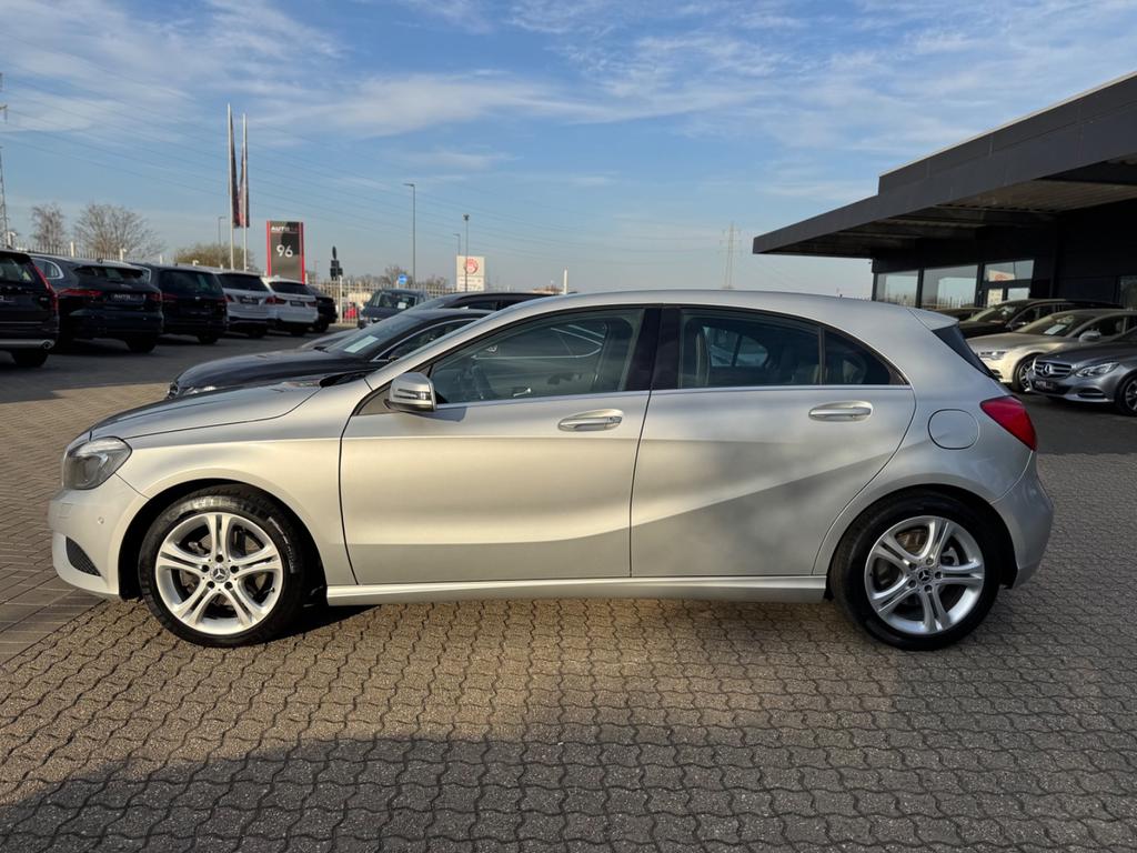 Mercedes-Benz A 220