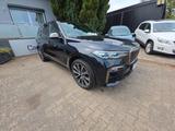 BMW X7 xDrive M50 d*Vollausstattung* - BMW X7: M