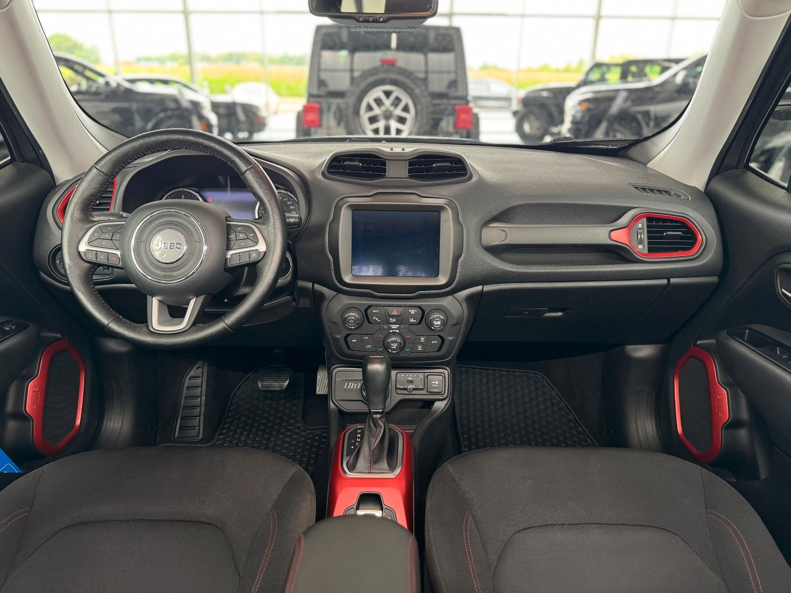 Fahrzeugabbildung Jeep Renegade 2.0D Trailhawk 4WD "AHK Navi Soundsys."