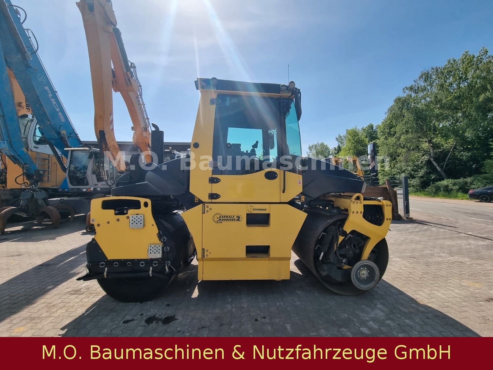 Fahrzeugabbildung BOMAG BW 154 ACP-4AM / Kombiwalze /