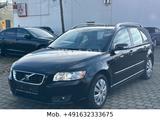 Volvo V50 Kombi 2.0 D Summum Leder SDach PDC HU/AU neu - Volvo V50 in Berlin