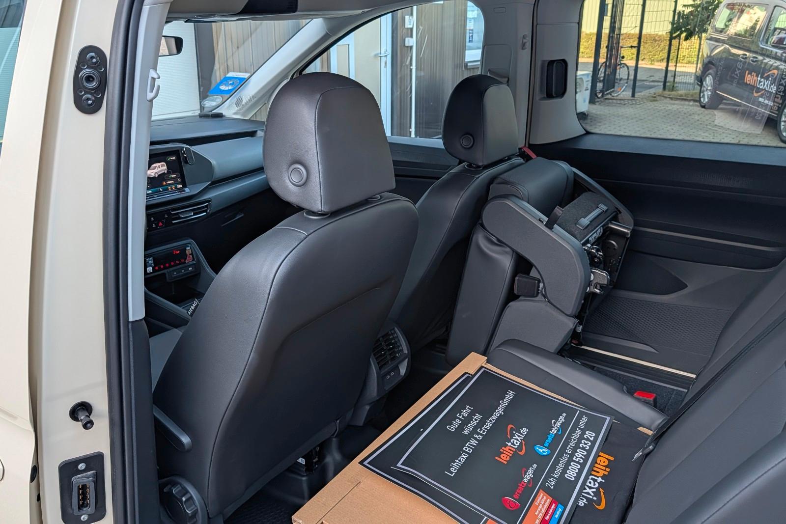 Volkswagen Caddy Maxi AMF-Rollstuhl Taxi TSE DSG LED 7-S.
