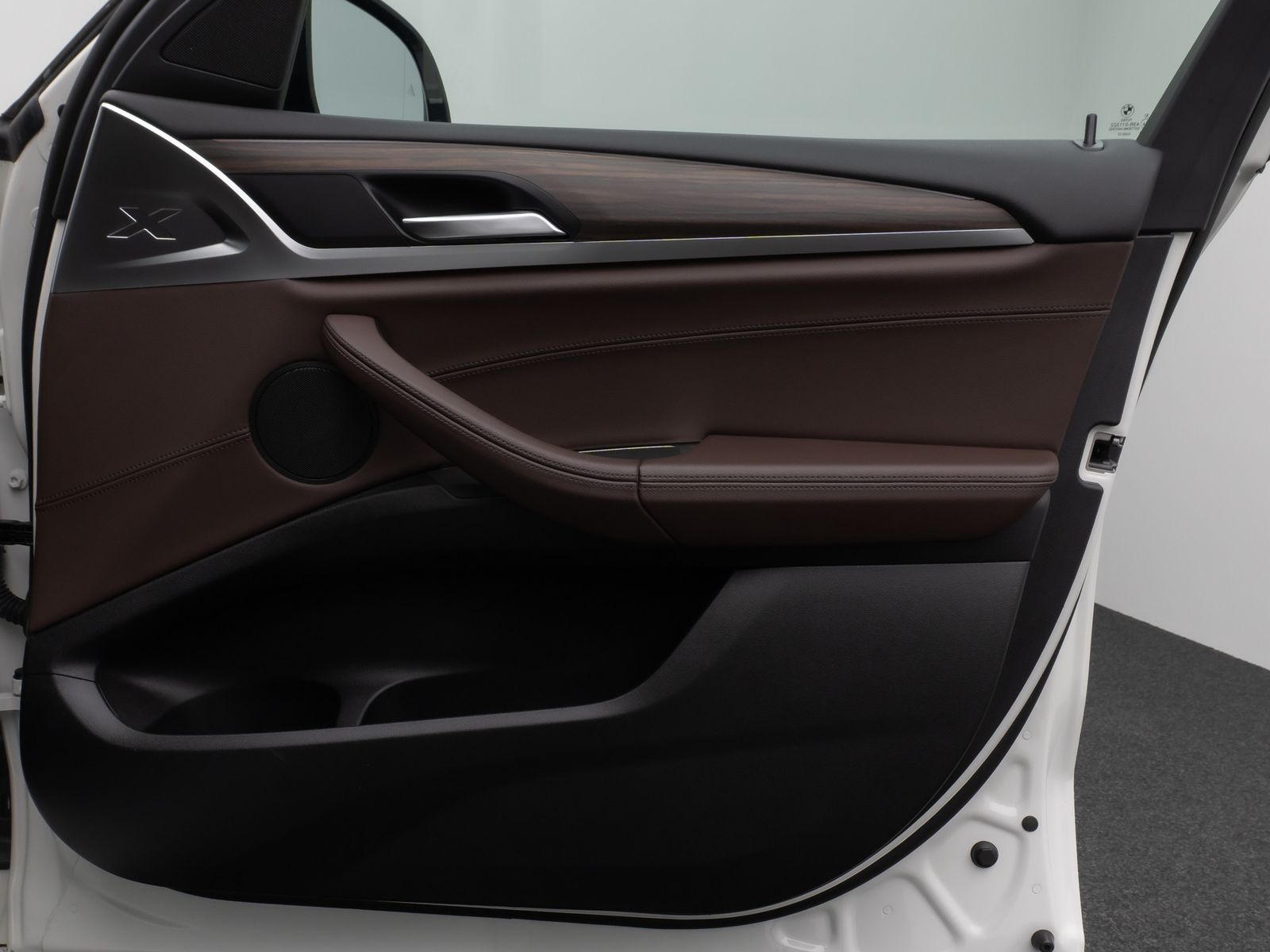 Fahrzeugabbildung BMW X4 xD30d M Sport Kamera Panoram HUD DAB HiFi AHK