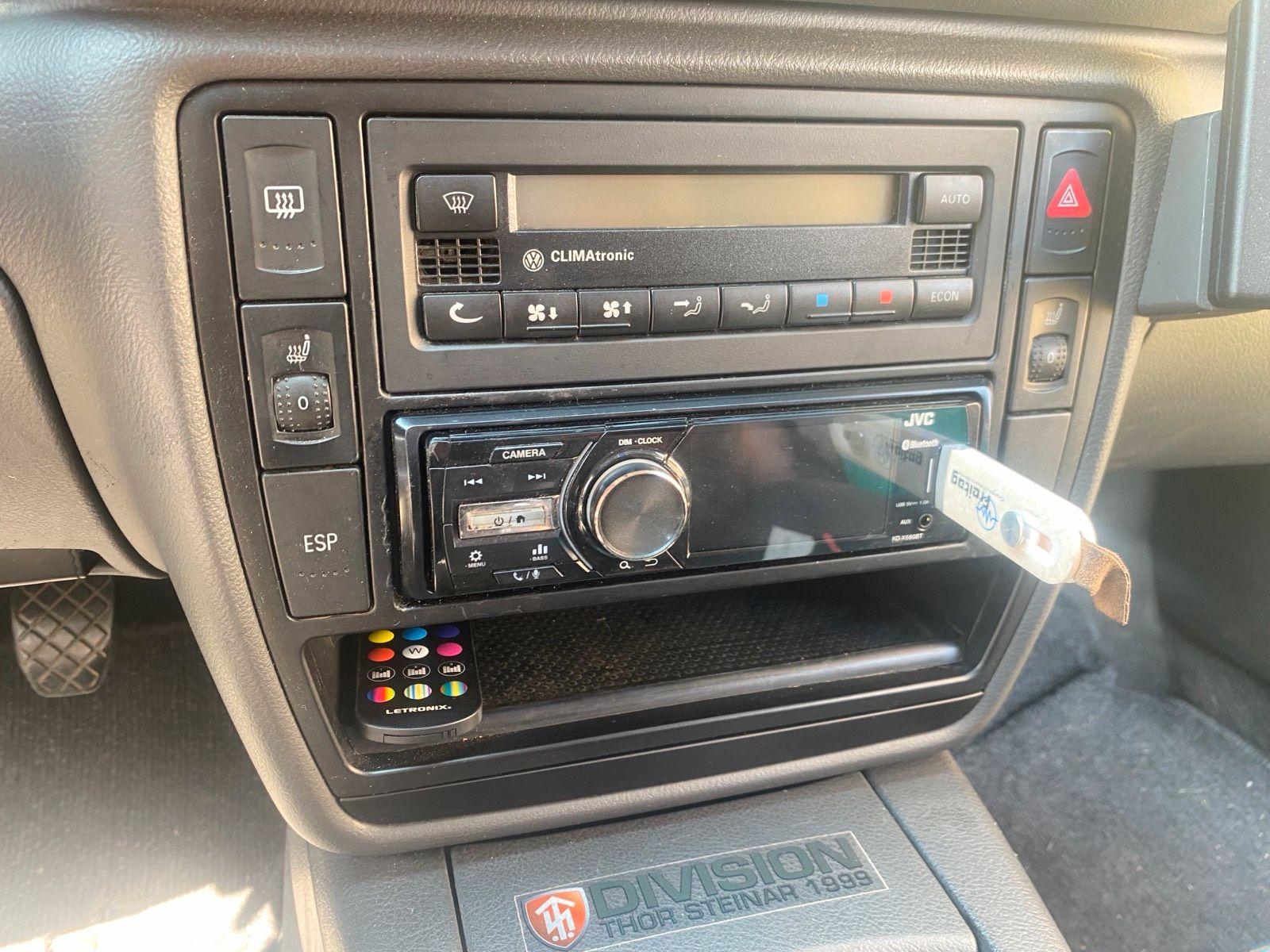 Volkswagen Passat 2005 — photo 6