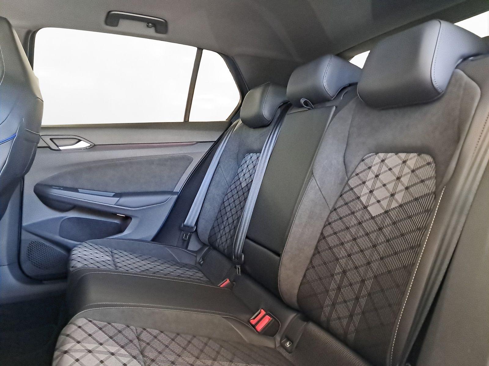 Volkswagen Golf R-Line 1,5 eTSI (150 PS) DSG Panodach, миниатюра 8