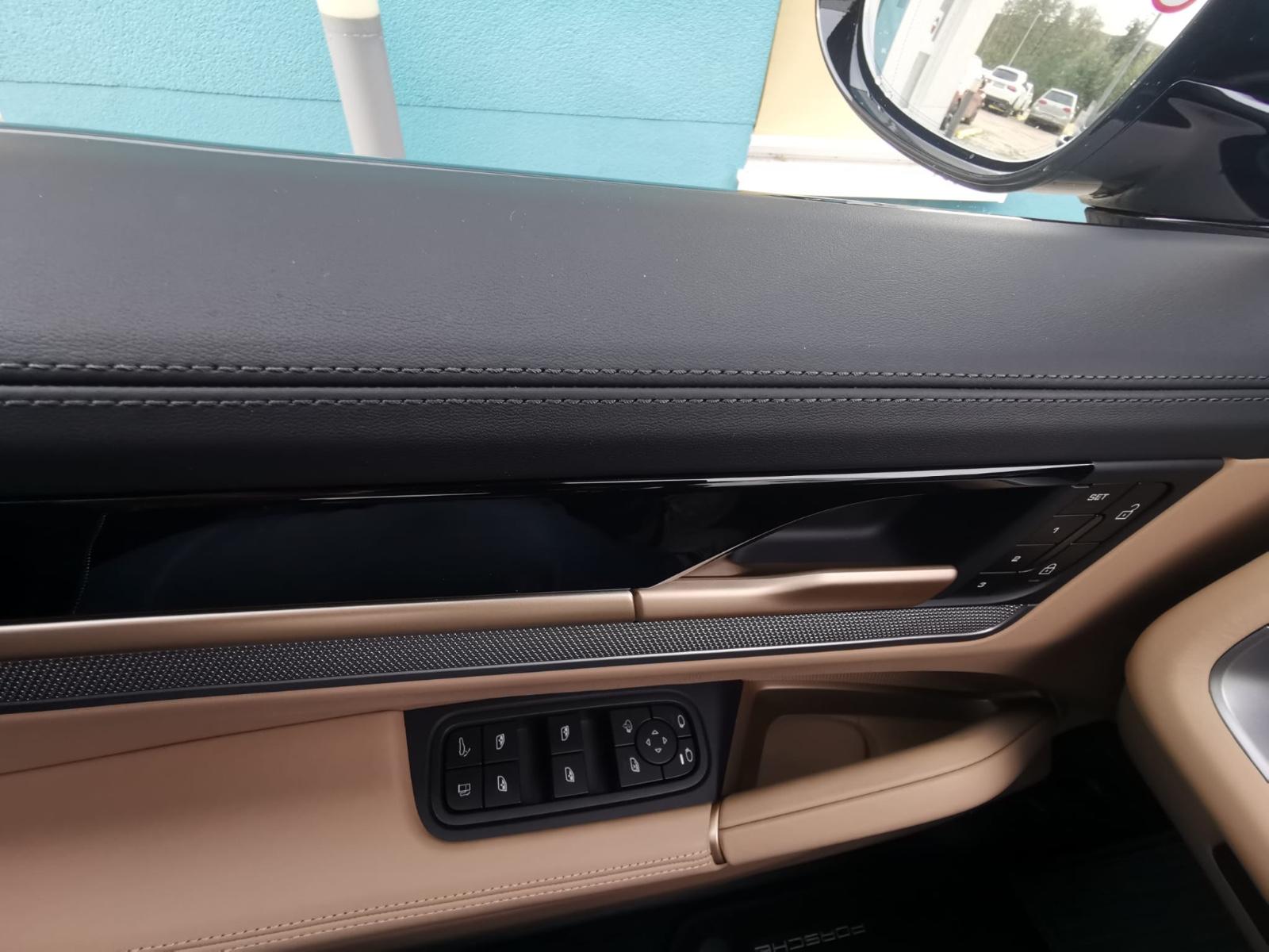 Porsche Cayenne E-Hybrid Coupe*SportDesign*KREIDE*BEIGE*