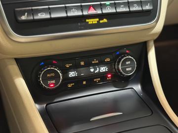 2014 Mercedes-BENZ GLA 缩略图 34