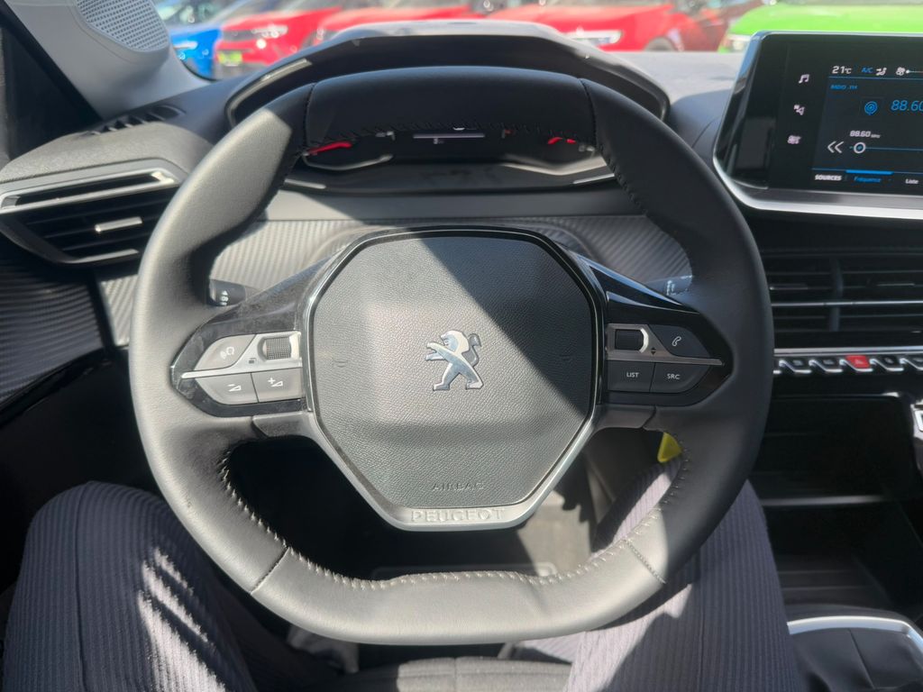 Peugeot 208 1.2 PureTech 75PS *LM*LED*Sitzheizung*Klima*