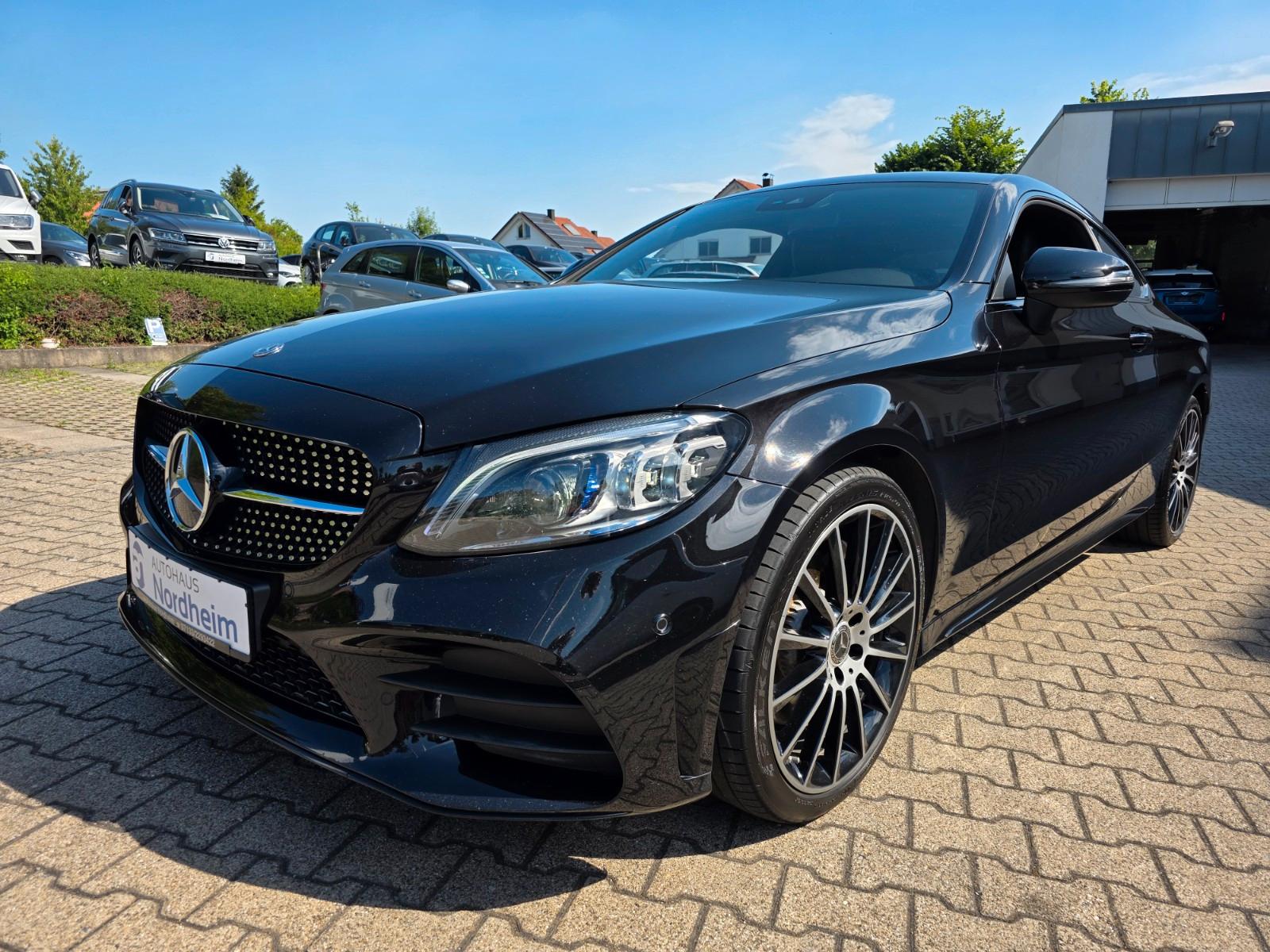 Mercedes-Benz C 300 Coupe AMG/Navi/Automatik/Kamera