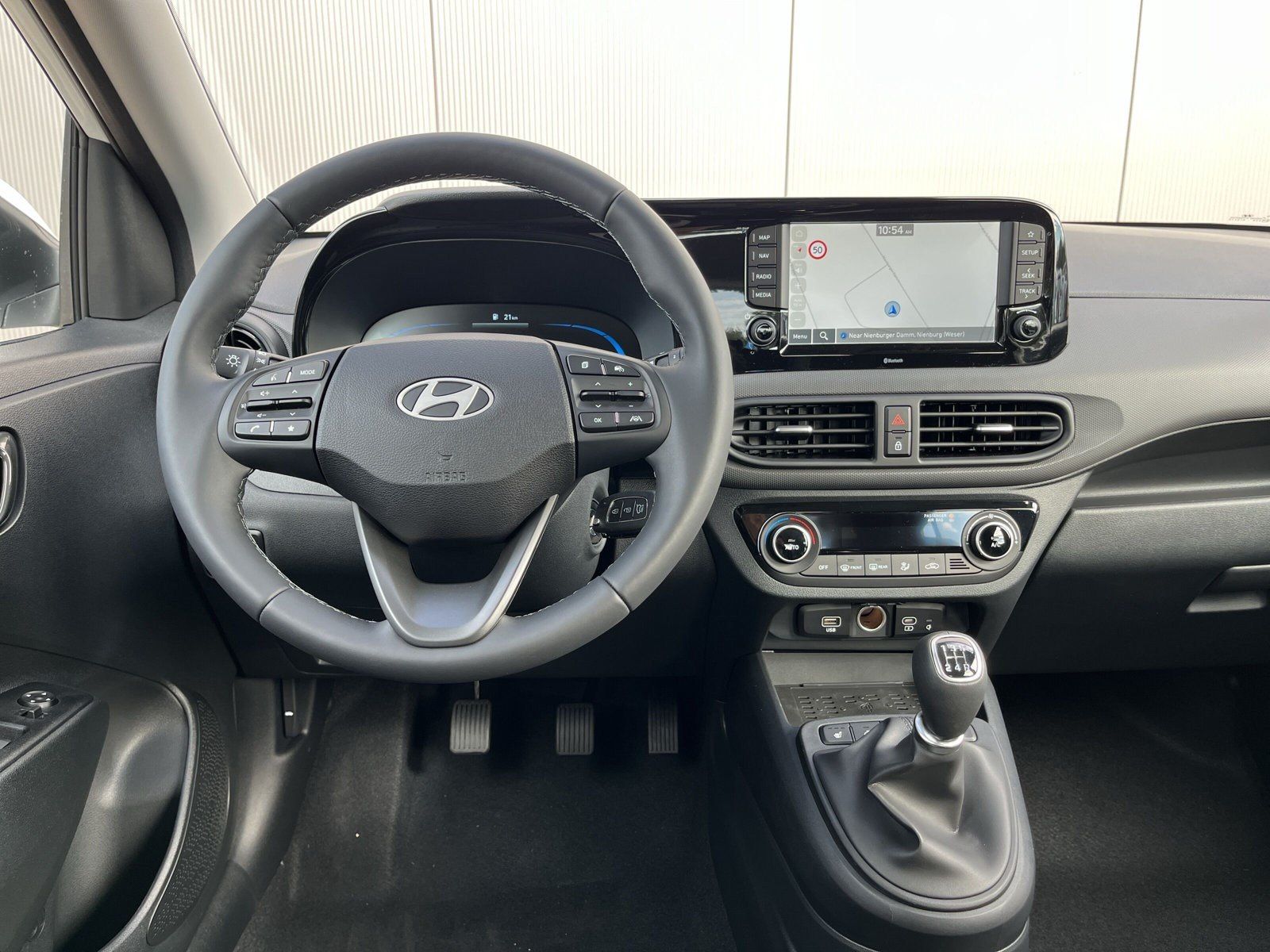 Fahrzeugabbildung Hyundai i10 1.0 TREND NAVI KOMFORT