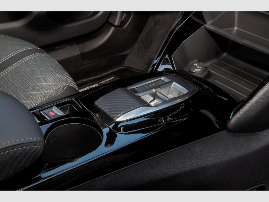 Peugeot 2008 Allure Voll-LED 360-Kam Klimaauto SHZ