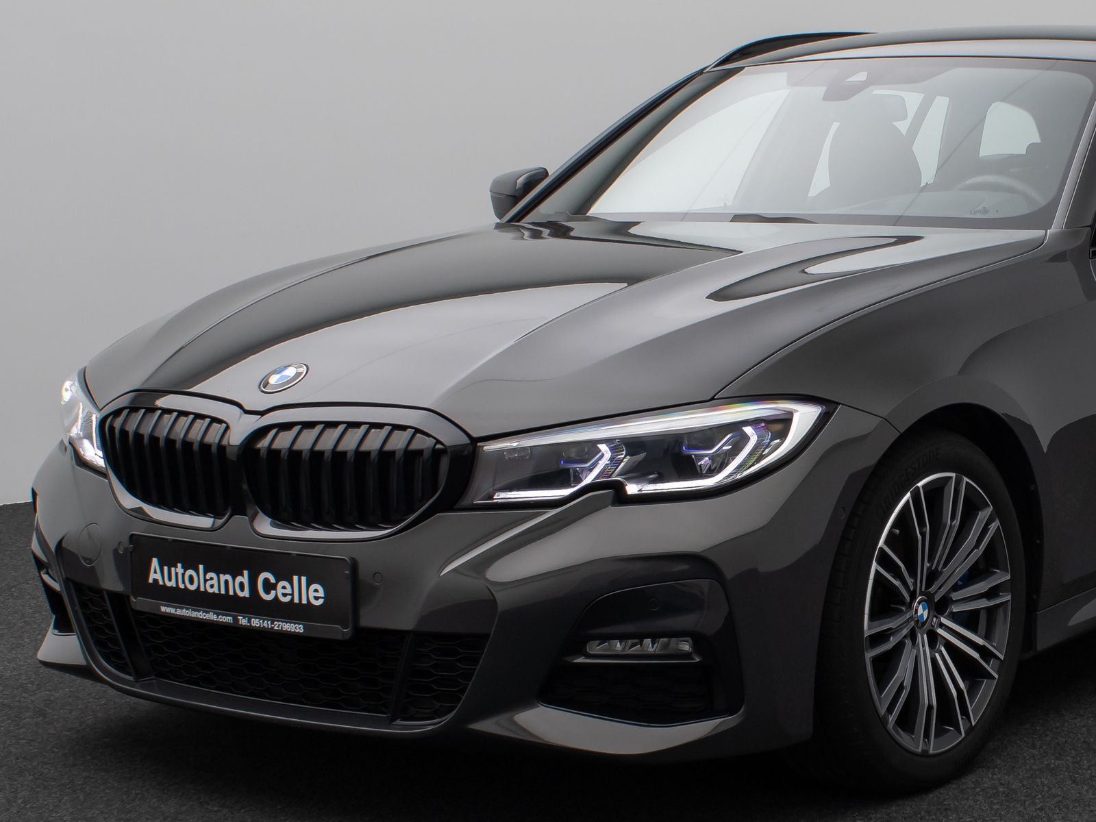 Fahrzeugabbildung BMW 330d xD M Sport Laser Kamera HUD HiFi Komfort