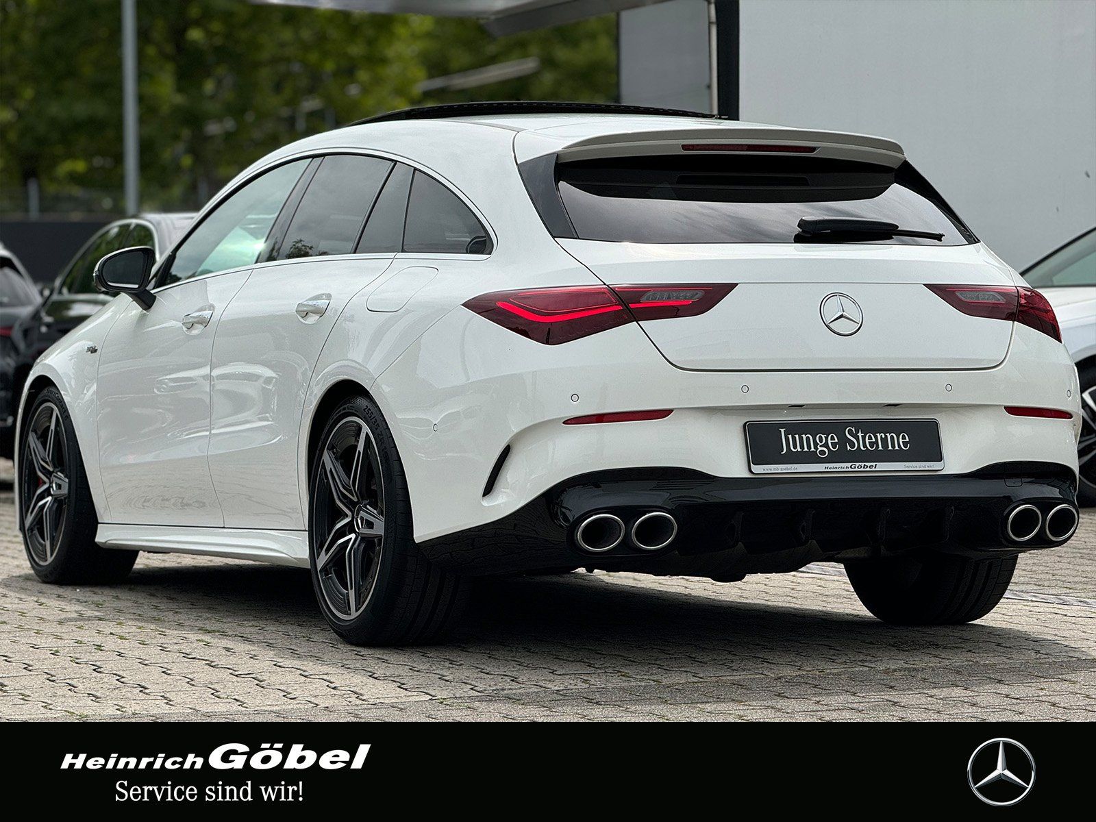 Fahrzeugabbildung Mercedes-Benz CLA 45 S SB MODELLPFLEGE*BURMESTER*PANO*MEMORY*