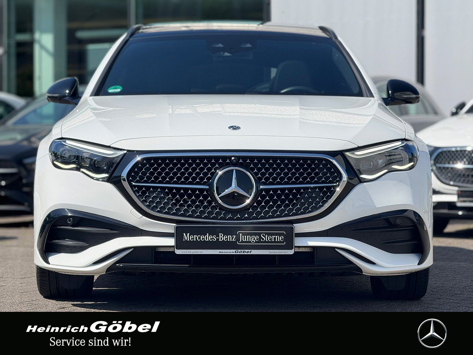 Fahrzeugabbildung Mercedes-Benz E 220 d T AMG*SITZKLI*HEAD-UP*PANO*BURMESTER*AHK