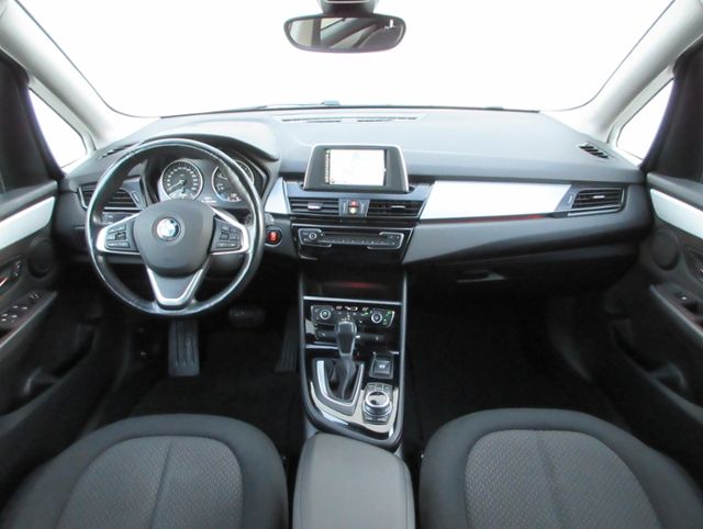 218 d Active Tourer Advantage LED/17-ZOLL/NAVI/D