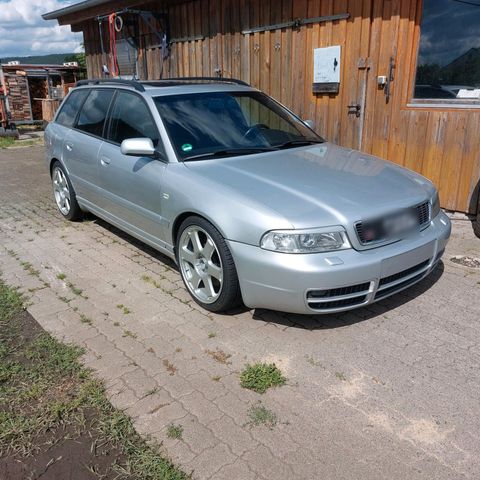 Audi S4 b5 2.7 biturbo Quattro Avant Licht...