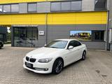 BMW 330 Cabrio LEDER/NAVI/AUTOMATIK/LED/* - BMW 3er Reihe: Weiß, Cabrio