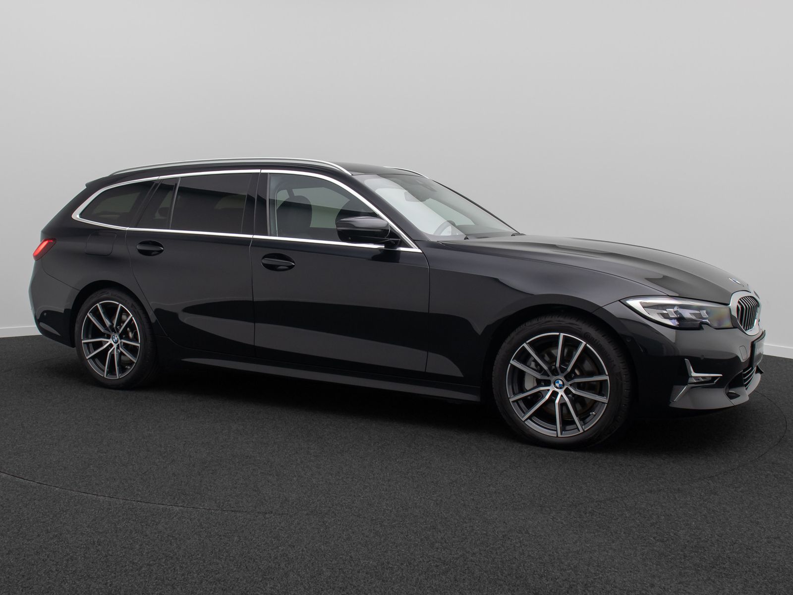 Fahrzeugabbildung BMW 330i xD Luxury Line HUD DAB Komfort 360&deg; Leder