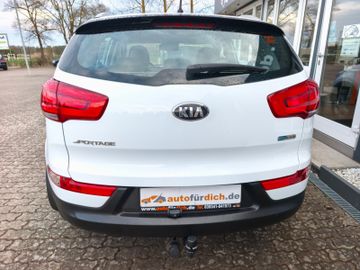Kia Sportage Attract 2WD*Klima*AHK*Alu*6.Gang*