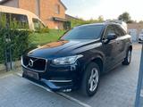 Volvo XC90 2.0 D5 4x4 7-Sitzer - Volvo XC90 mit Diesel-Antrieb: 2.4