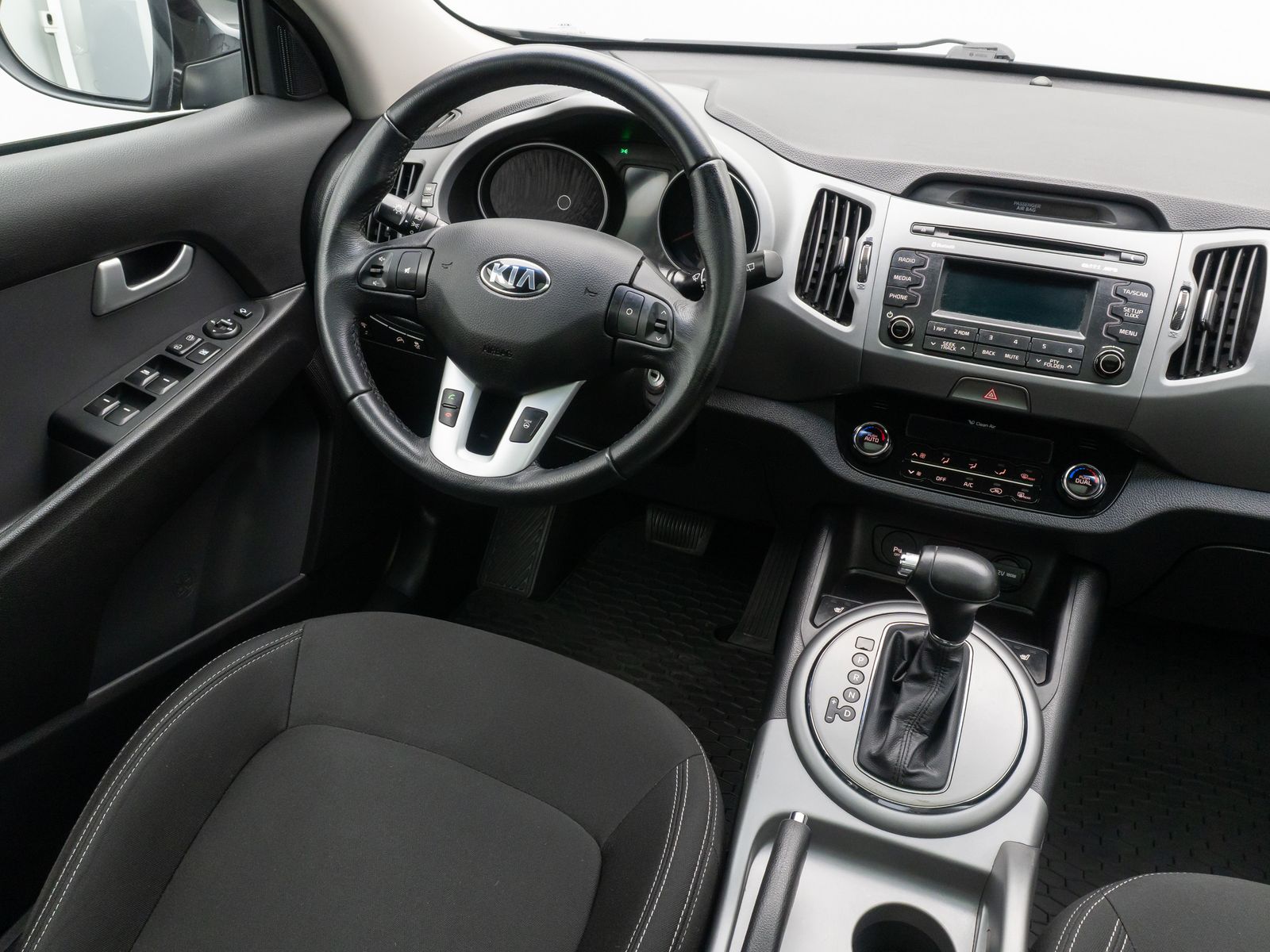 Fahrzeugabbildung Kia Sportage Attract 2WD Kamera FahrAss BremsAss LM