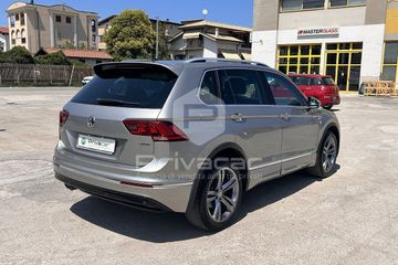 Volkswagen Tiguan - 5