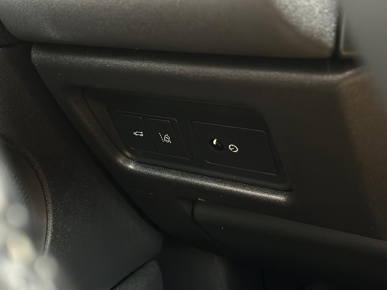 LAND ROVER Discovery Sport 2.0Td4 SE AWD* BIXEN#SHZ#FH#NAVI - Image 18