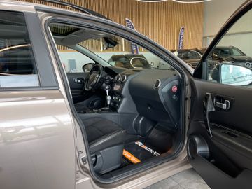 Nissan Qashqai+2 2.0 dCi 3604x4 Aut.*NAVI*AHK*PANO*
